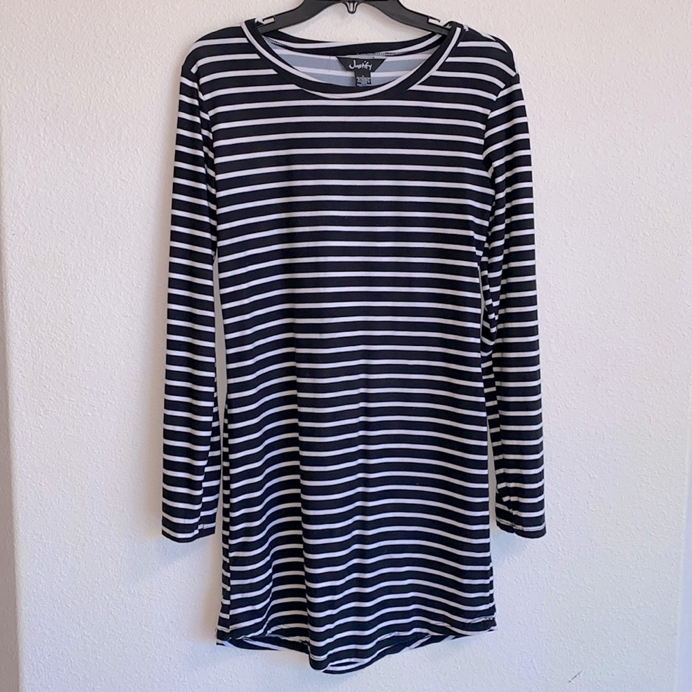 Justify Black White Striped Long Sleeve Dress